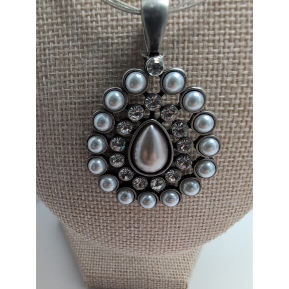 Vintage Premier Designs Multi Strand Wire Pendant necklace gray costume - Picture 2 of 6